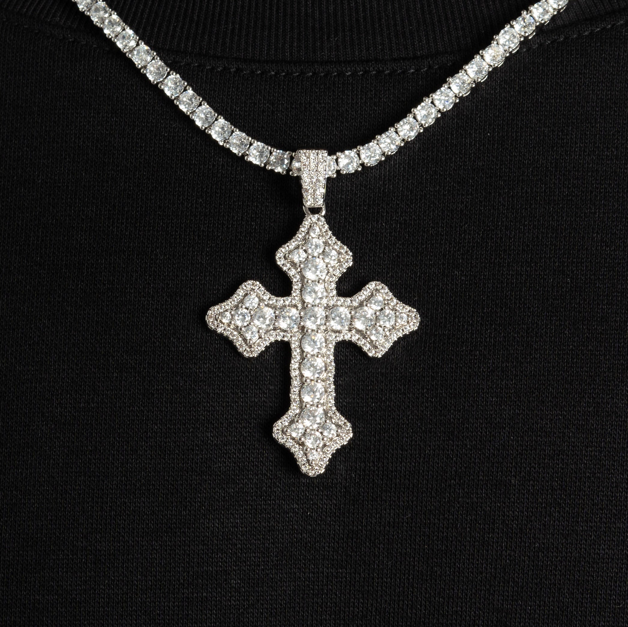 Clustered Cross Pendant - ViViGleam