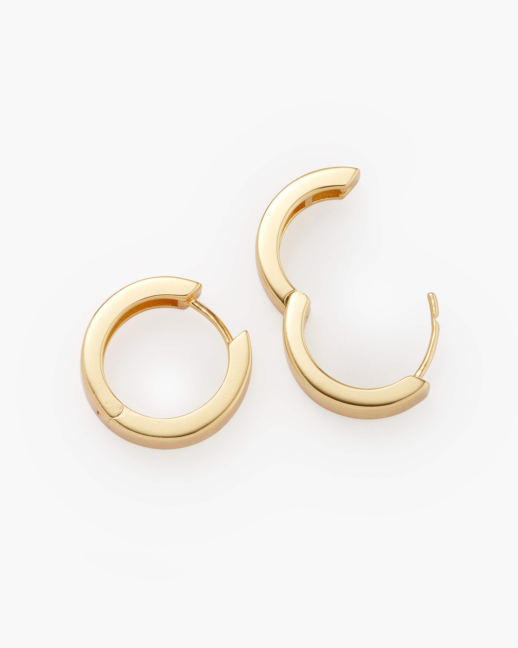 Classic Hoop Earrings - Gold - ViViGleam