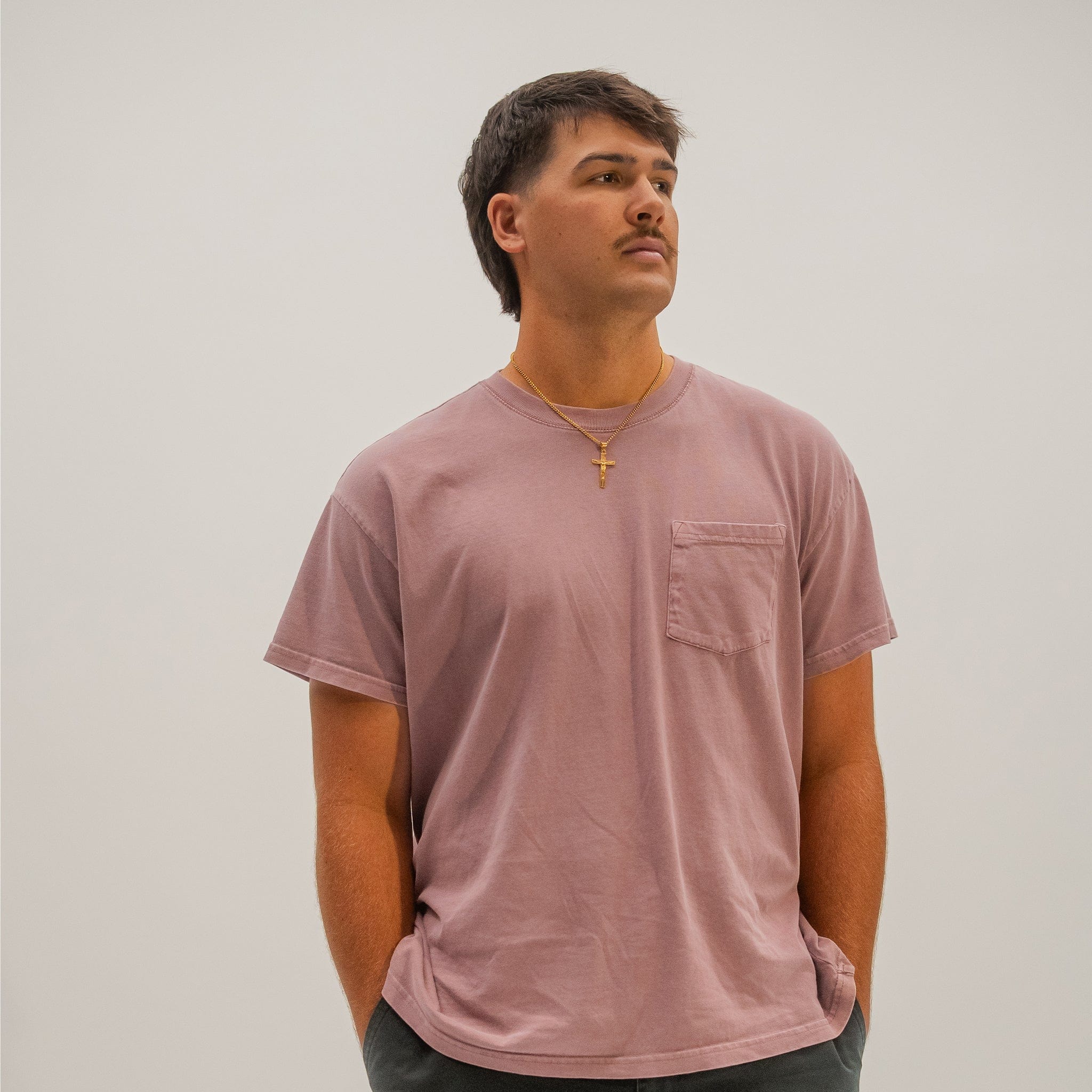 Crucifix Necklace - Gold - ViViGleam