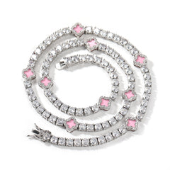 Pinkfarbene, mit Strass besetzte 4-mm-Kleeblatt-Tenniskette