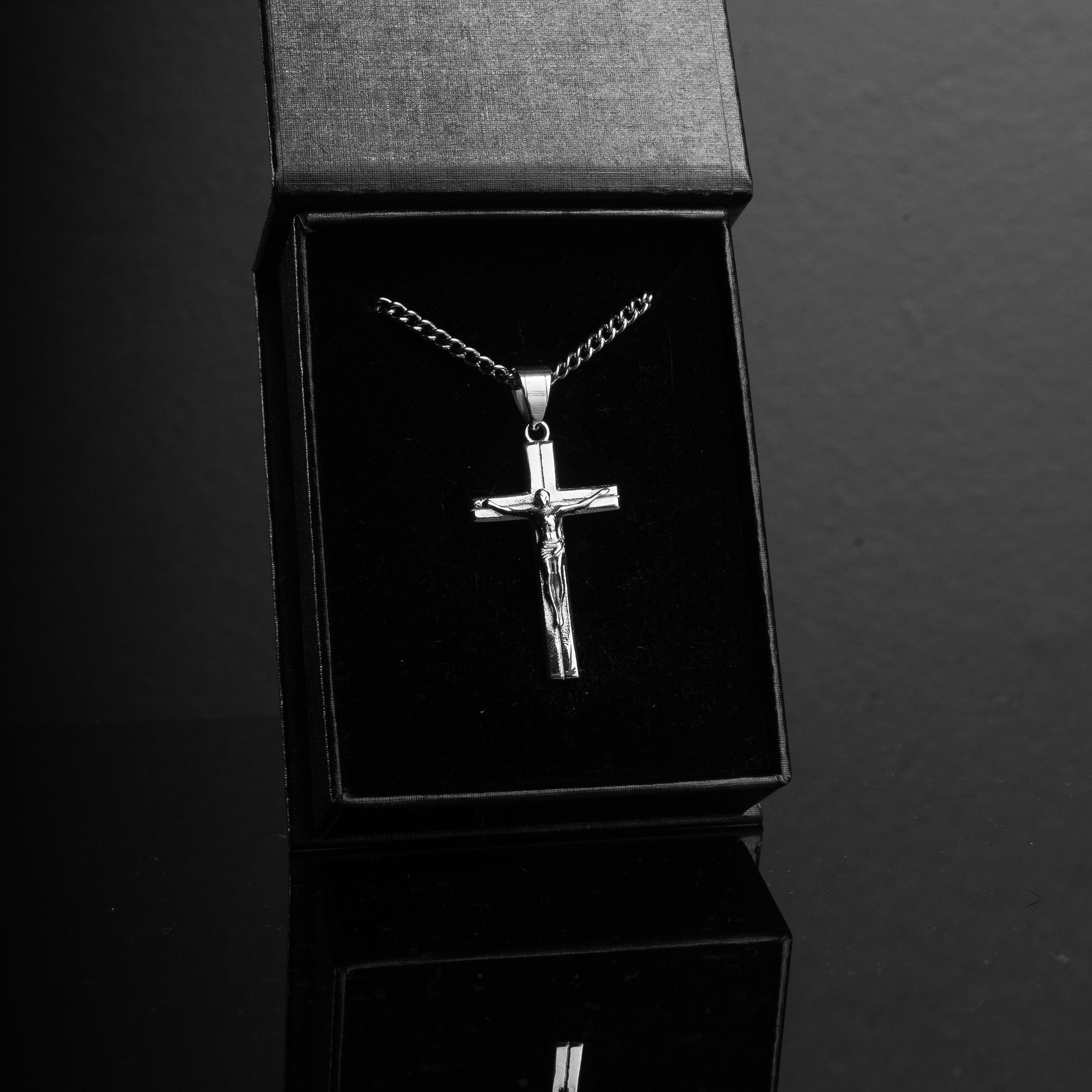 Crucifix Necklace - Silver - ViViGleam